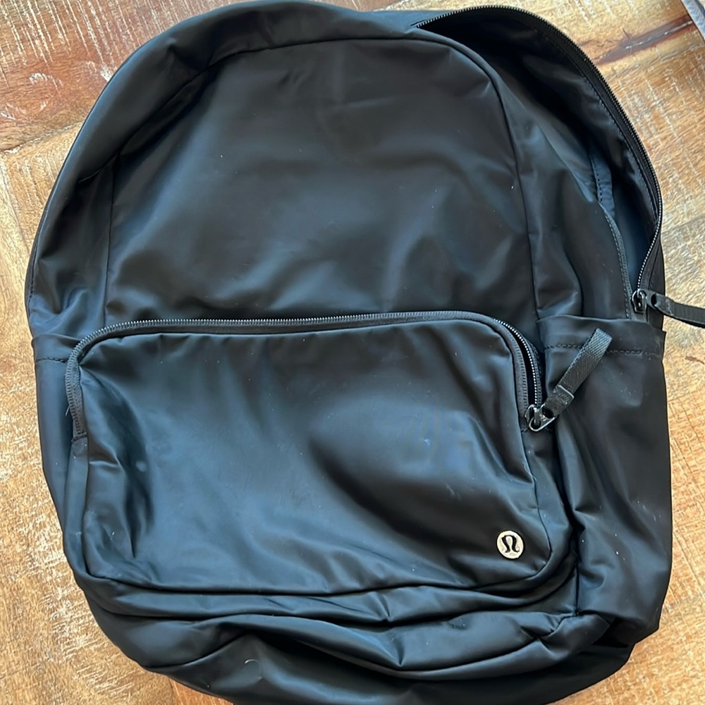 Lululemonn backpack